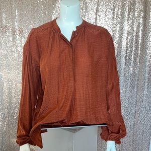Women’s Blouse NWOT